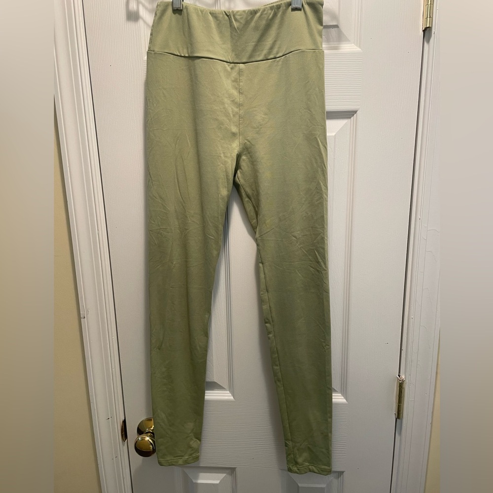 OS Lularoe Light Green Leggings
